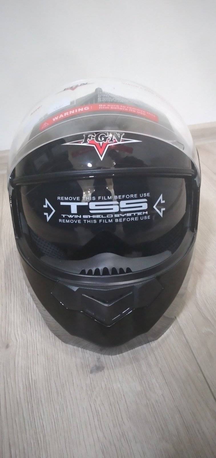 110944934_608c10941199c2-295648821619791998600