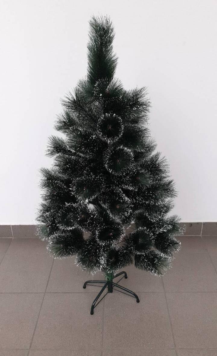 126277269_61879b48c54f96-374392851636276966364